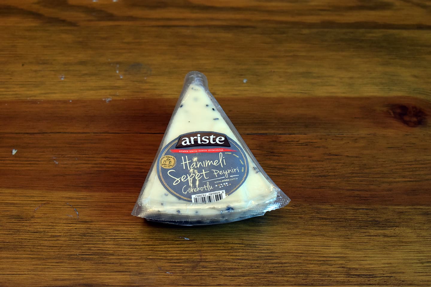 çörekotlu peynir.jpg
